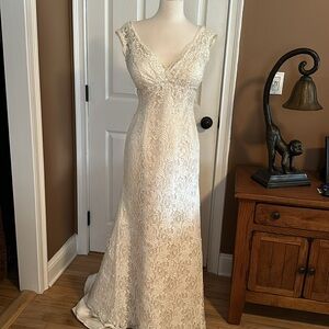 Wedding gown
